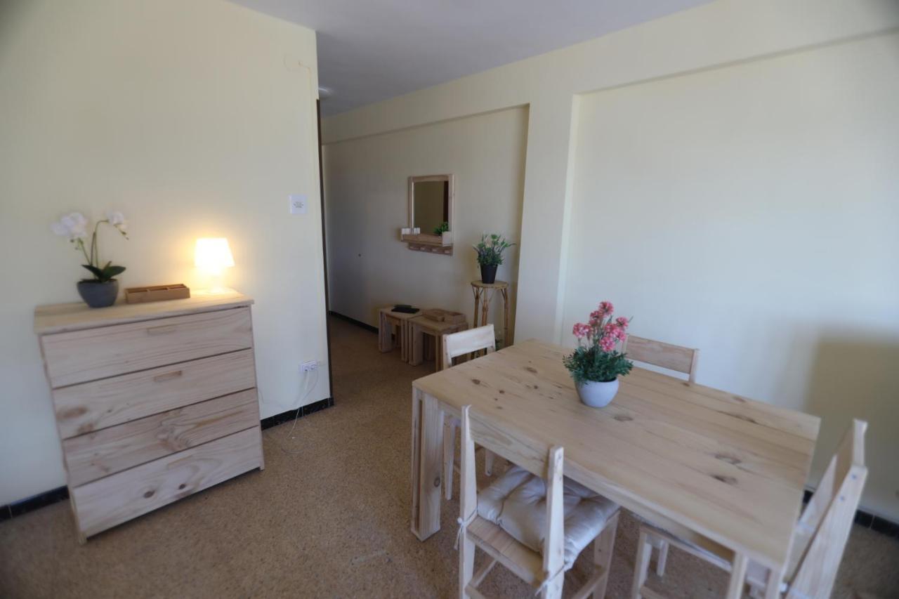 El Faro Apartaments Platja Llarga-Les Salines-Tgn Ταραγόνα Εξωτερικό φωτογραφία