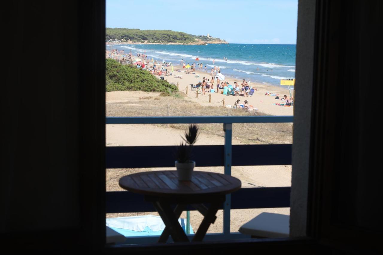 El Faro Apartaments Platja Llarga-Les Salines-Tgn Ταραγόνα Εξωτερικό φωτογραφία