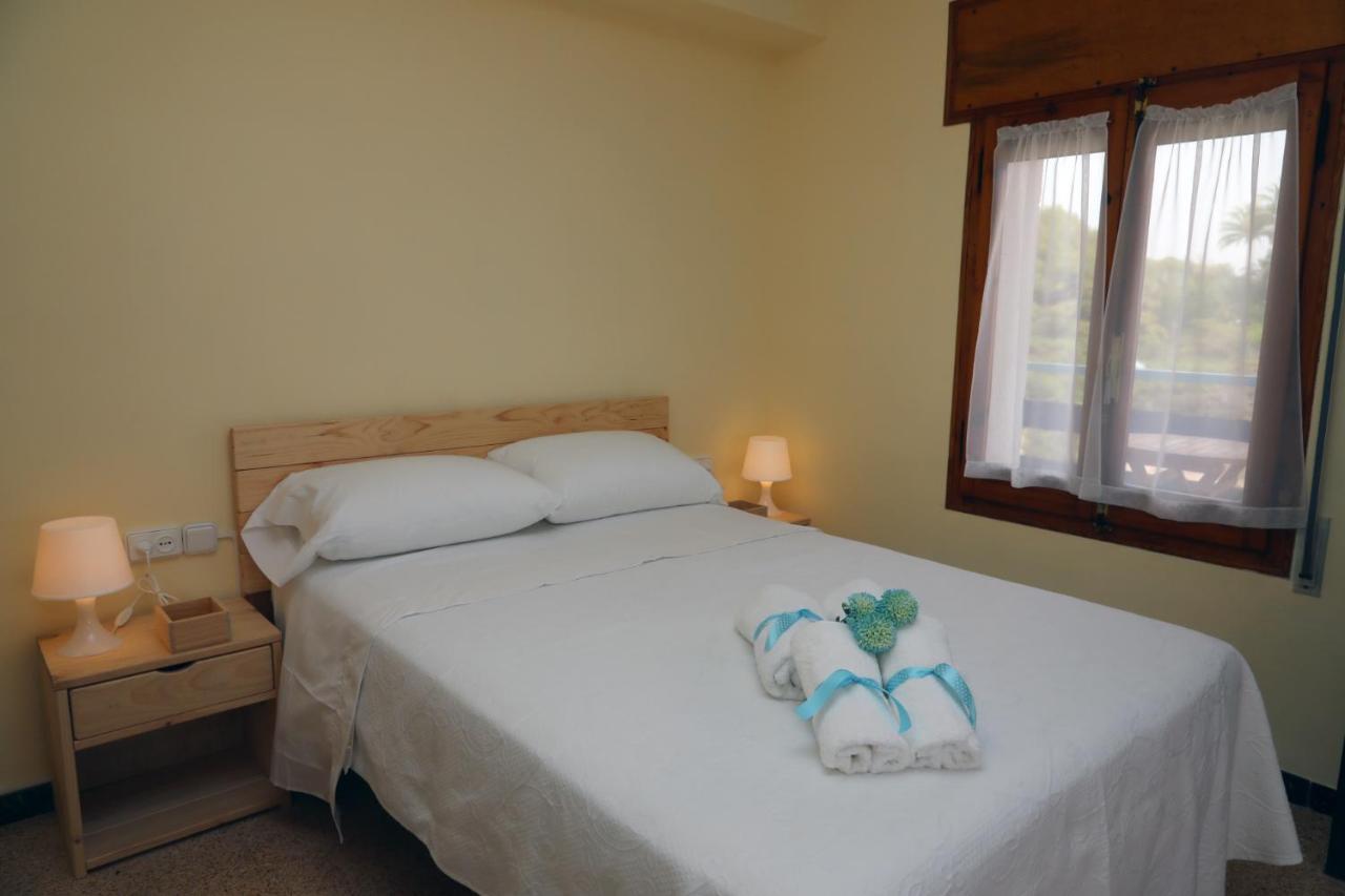 El Faro Apartaments Platja Llarga-Les Salines-Tgn Ταραγόνα Εξωτερικό φωτογραφία